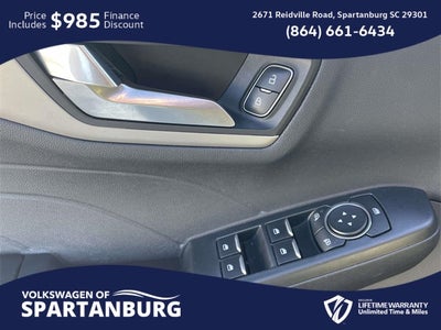 2022 Ford Escape SEL