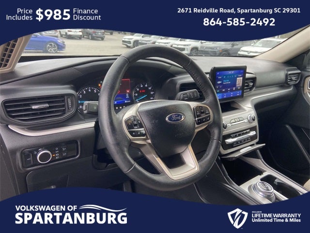 2024 Ford Explorer XLT