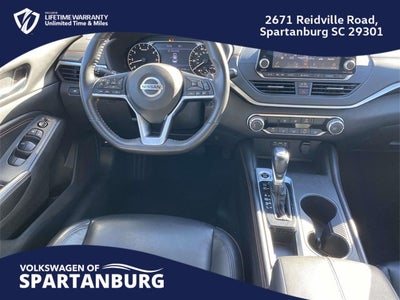 2022 Nissan Altima 2.5 SR