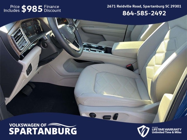 2025 Volkswagen Atlas 2.0T SE w/Technology