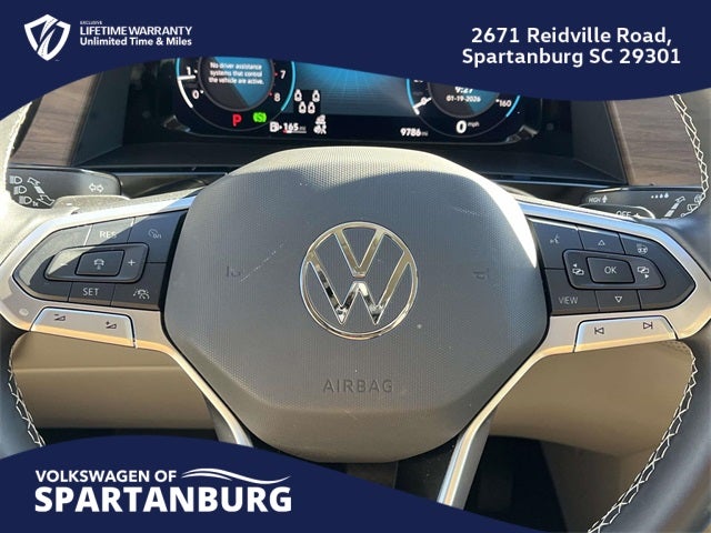 2025 Volkswagen Atlas 2.0T SE w/Technology