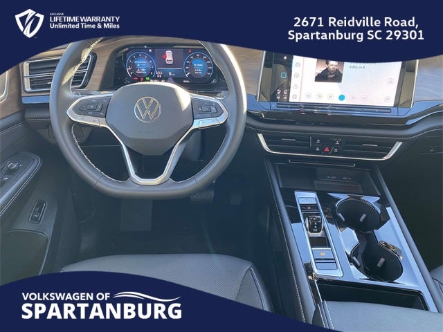 2024 Volkswagen Atlas 2.0T SE w/Technology