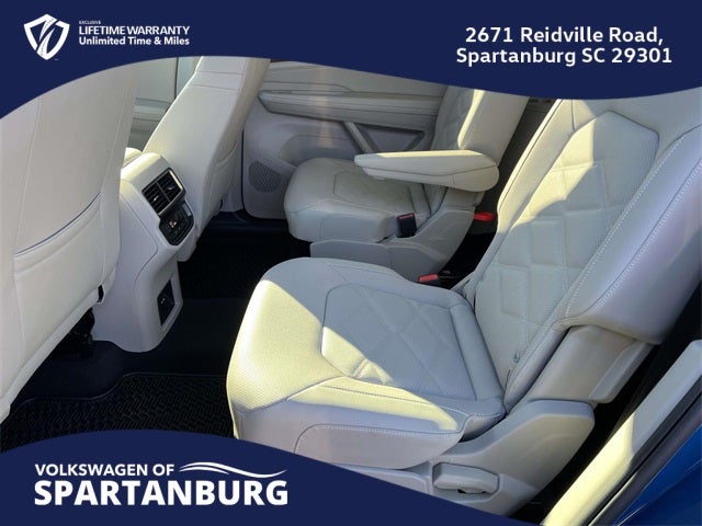 2025 Volkswagen Atlas 2.0T SE w/Technology