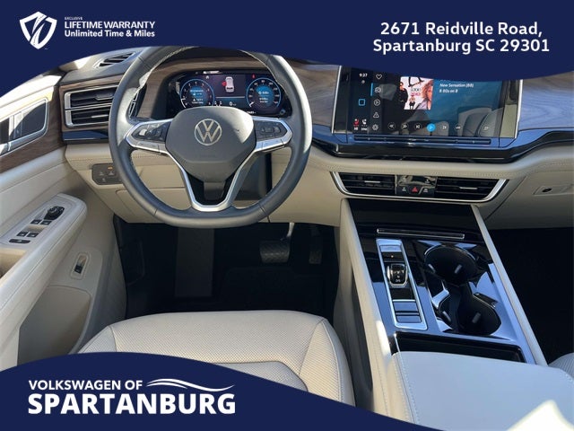 2025 Volkswagen Atlas 2.0T SE w/Technology
