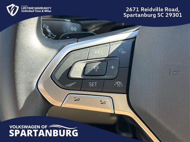 2025 Volkswagen Atlas 2.0T SE w/Technology