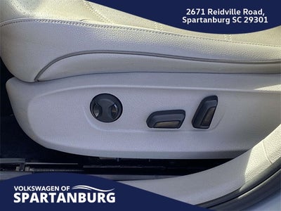 2017 Volkswagen Passat 1.8T SE w/Technology