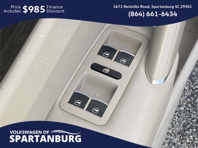 2017 Volkswagen Passat 1.8T SE w/Technology