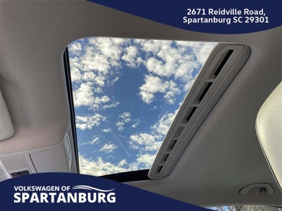 2017 Volkswagen Passat 1.8T SE w/Technology