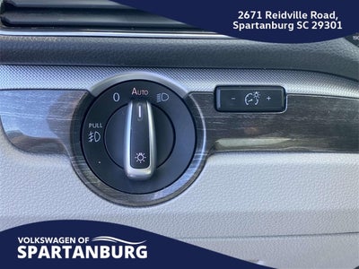 2017 Volkswagen Passat 1.8T SE w/Technology