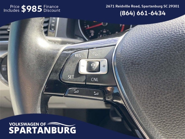 2017 Volkswagen Passat 1.8T SE w/Technology