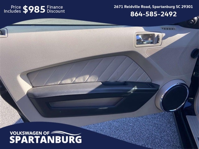 2011 Ford Mustang V6 Premium