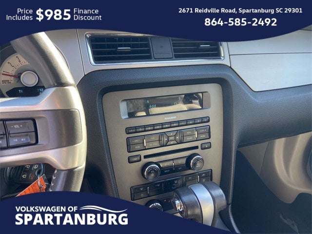 2011 Ford Mustang V6 Premium