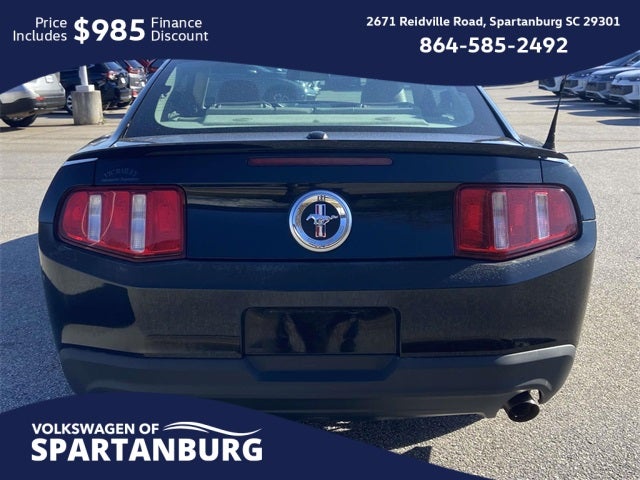 2011 Ford Mustang V6 Premium