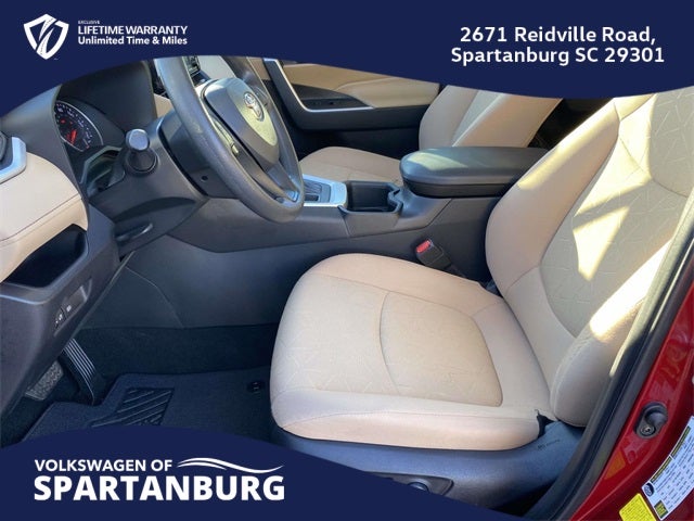 2022 Toyota RAV4 XLE