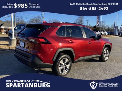 2022 Toyota RAV4 XLE