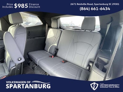 2024 Buick Enclave Essence