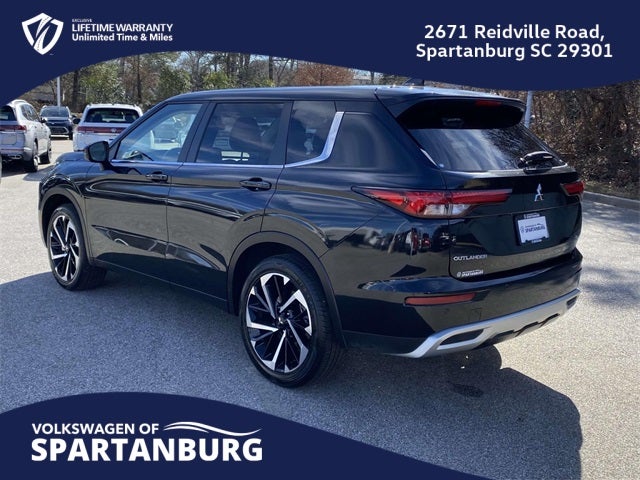 2024 Mitsubishi Outlander SE