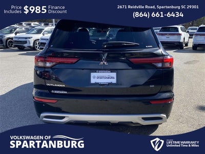 2024 Mitsubishi Outlander SE