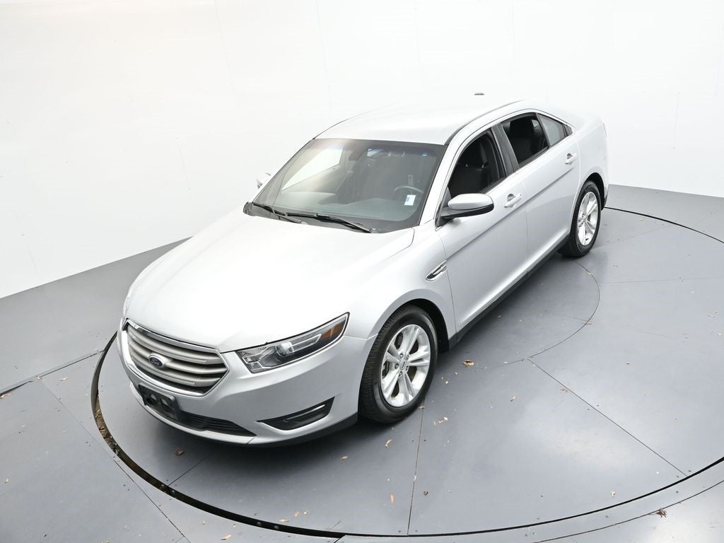 2016 Ford Taurus SEL