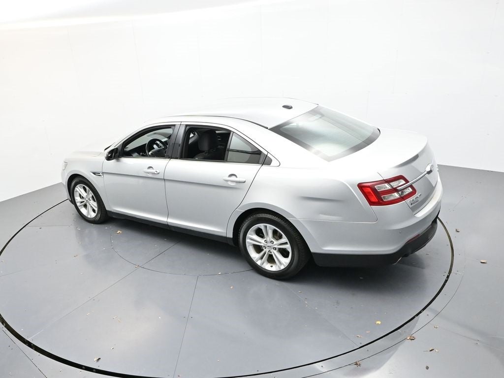 2016 Ford Taurus SEL