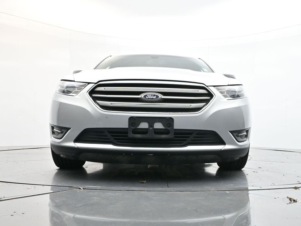 2016 Ford Taurus SEL