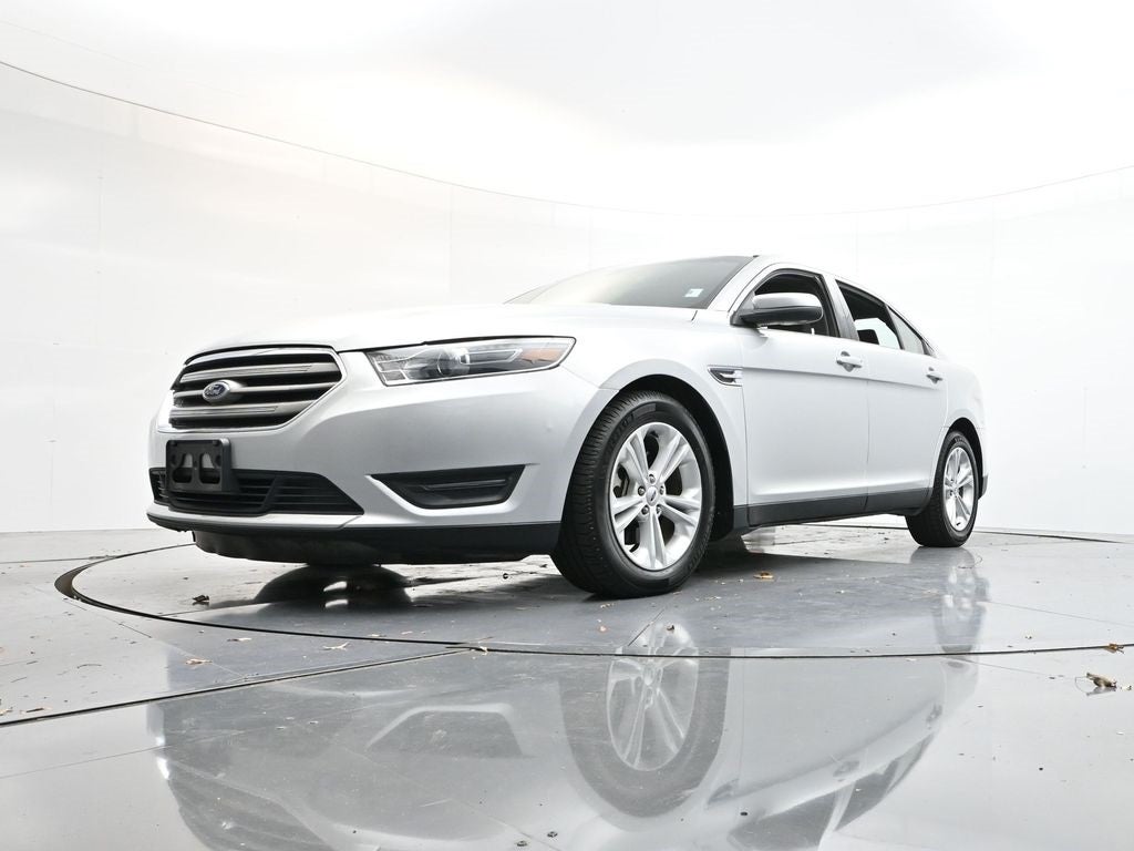 2016 Ford Taurus SEL
