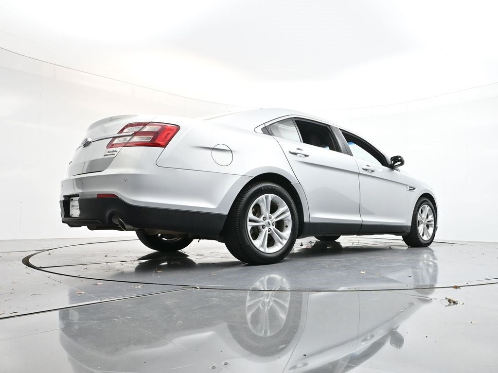 2016 Ford Taurus SEL