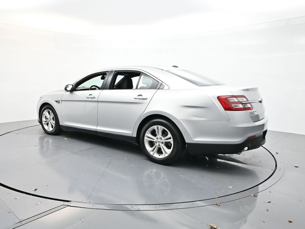 2016 Ford Taurus SEL