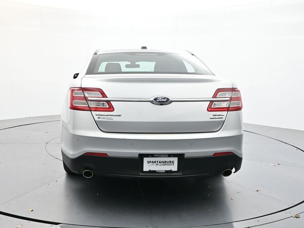2016 Ford Taurus SEL