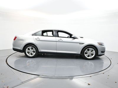 2016 Ford Taurus SEL