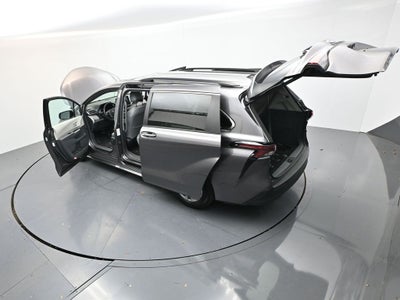 2024 Toyota Sienna XLE