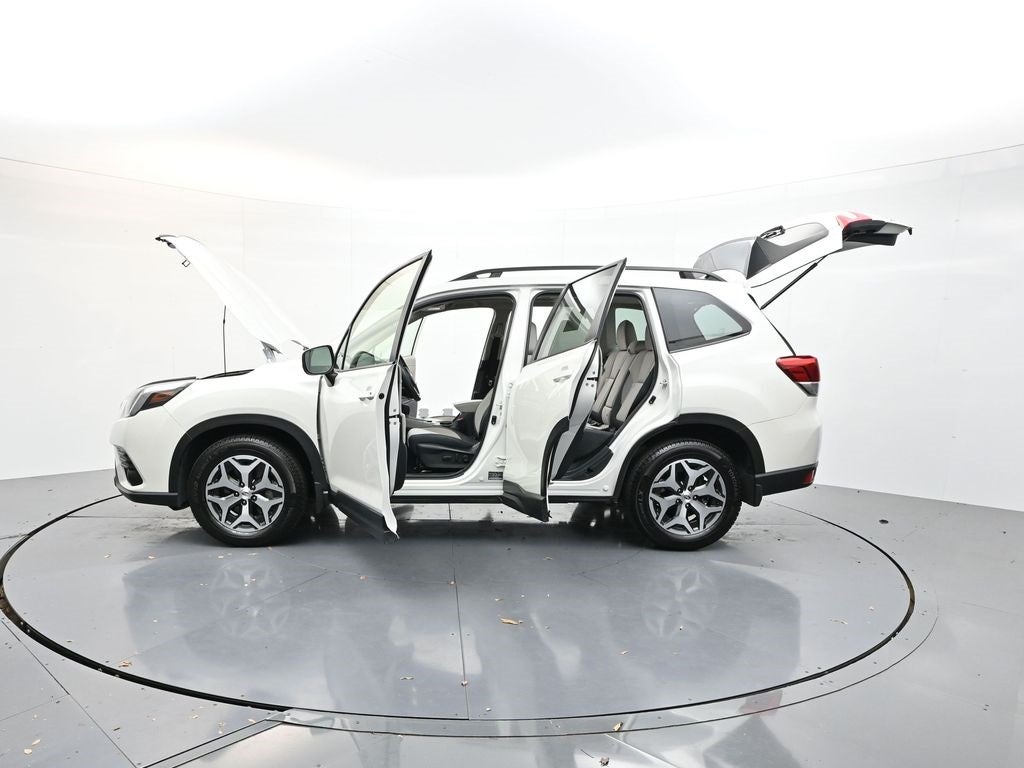 2024 Subaru Forester Premium