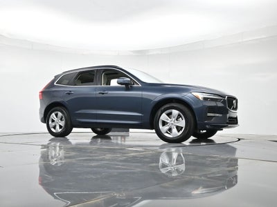 2022 Volvo XC60 B5 Momentum