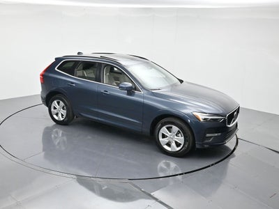 2022 Volvo XC60 B5 Momentum