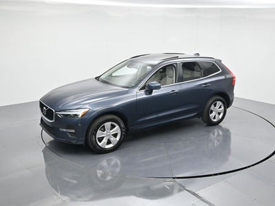 2022 Volvo XC60 B5 Momentum
