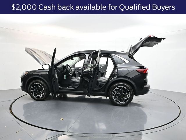 2026 Ford Escape Hybrid Platinum