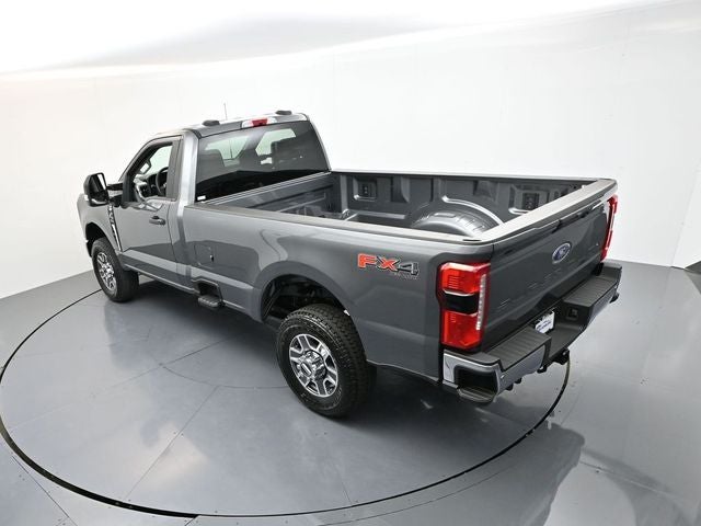 2025 Ford F-350SD XLT