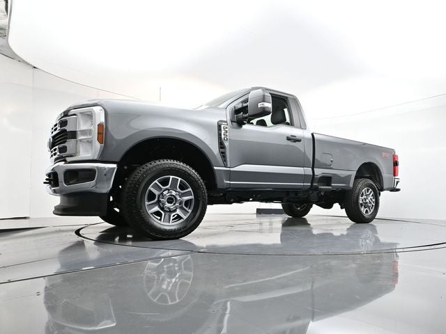 2025 Ford F-350SD XLT