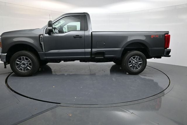 2025 Ford F-350SD XLT