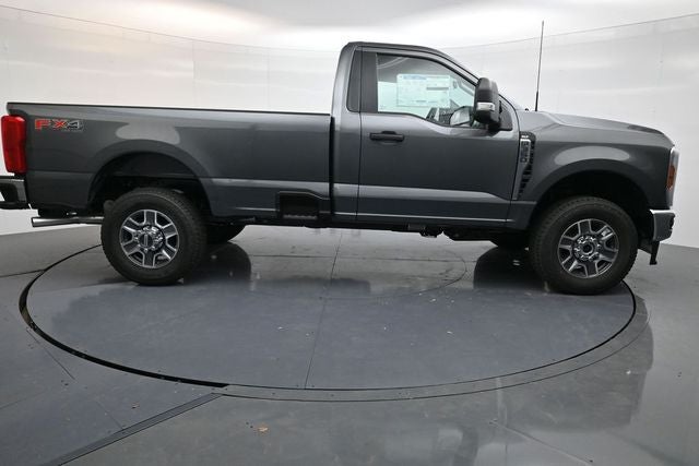2025 Ford F-350SD XLT