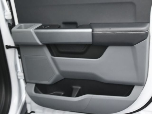 2024 Ford F-150 Lightning Pro