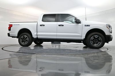 2024 Ford F-150 Lightning Pro