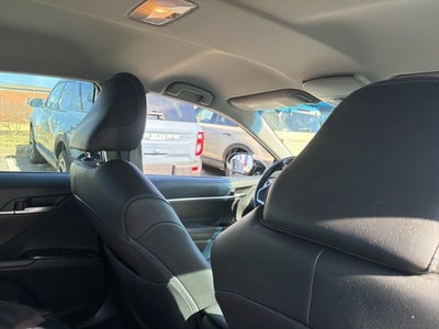 2018 Toyota Camry SE