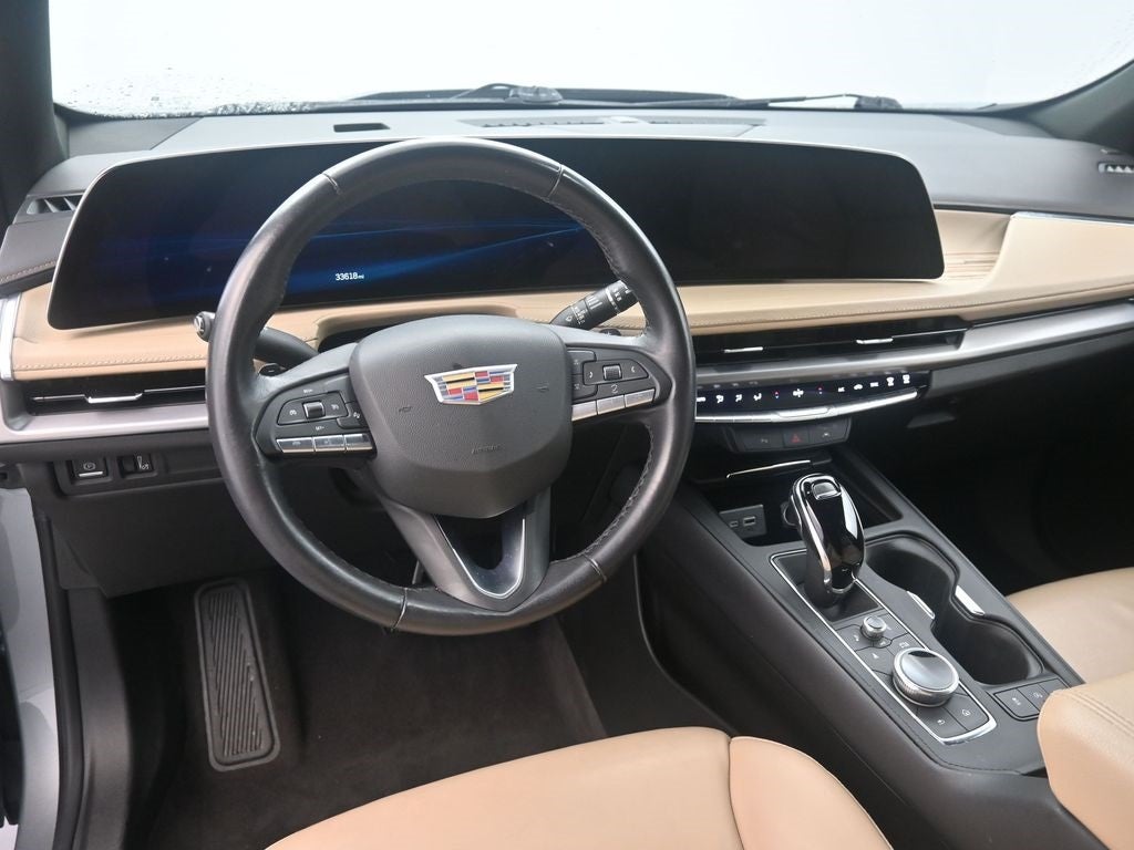 2024 Cadillac XT4 Premium Luxury