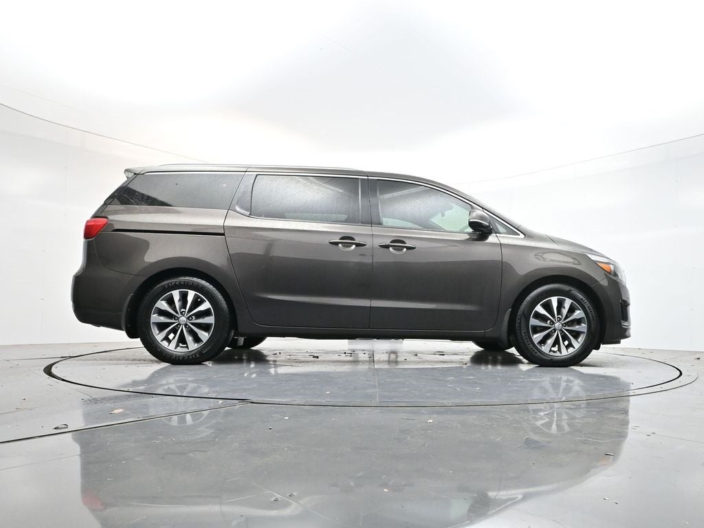 2017 Kia Sedona SX