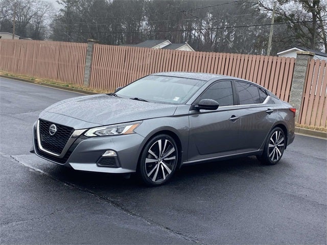 2022 Nissan Altima 2.5 SR