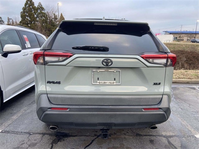 2021 Toyota RAV4 XLE