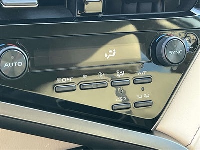 2021 Toyota Camry Hybrid LE