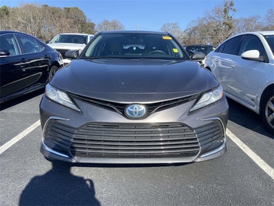 2022 Toyota Camry Hybrid XLE