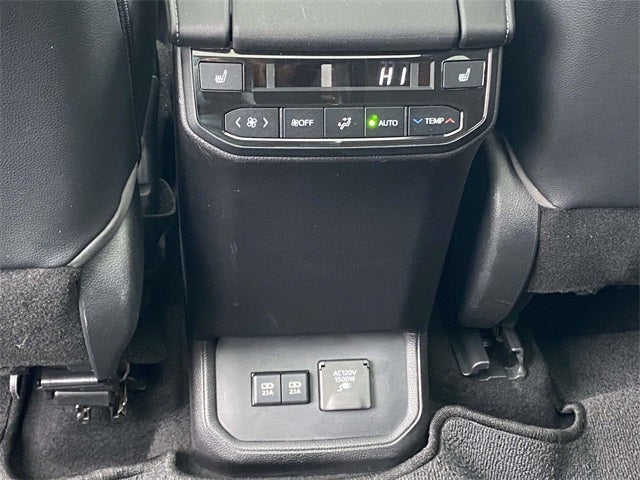 2020 Toyota Highlander Hybrid Platinum